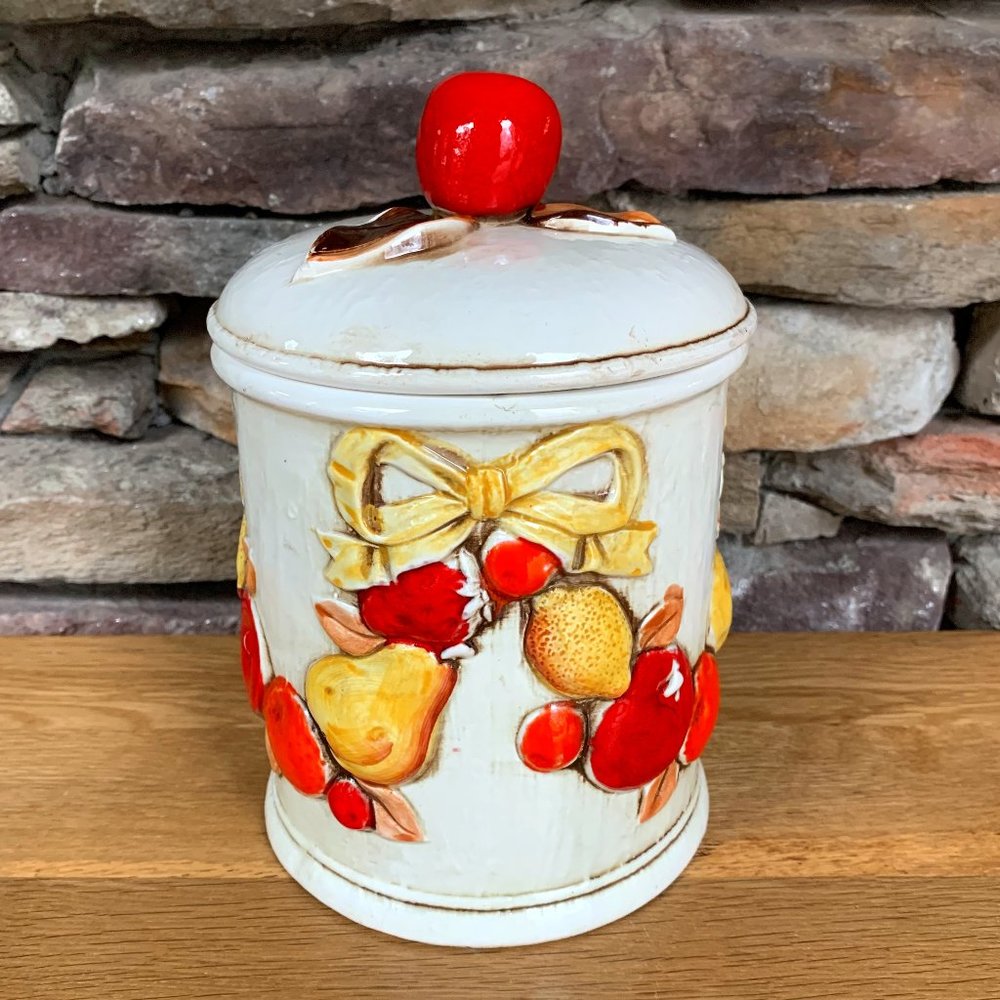 VTG Canister Fruit & Bow Napcoware Pears Apples Lemons Strawberries C-8255